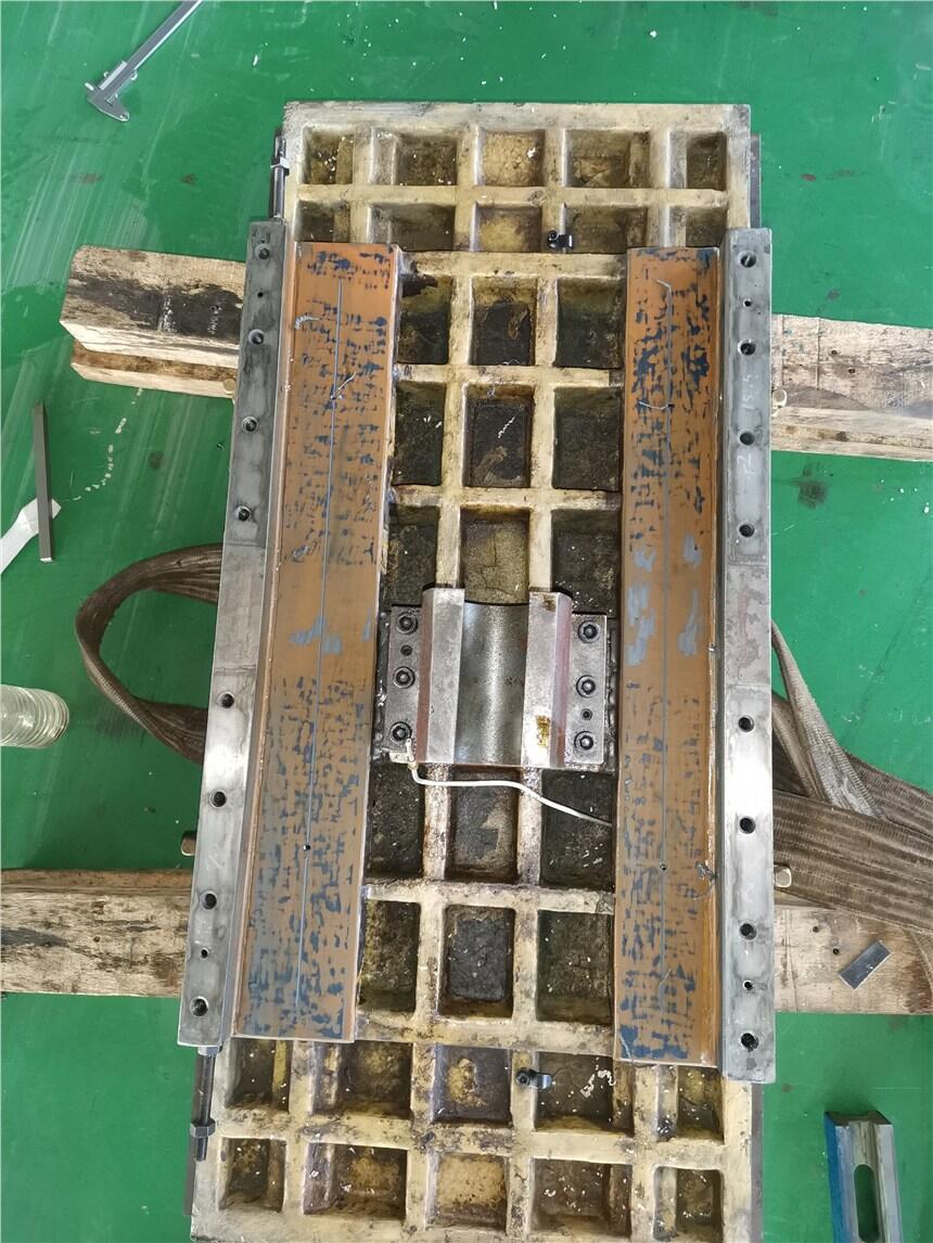 永進850加工中心機械精度維修
