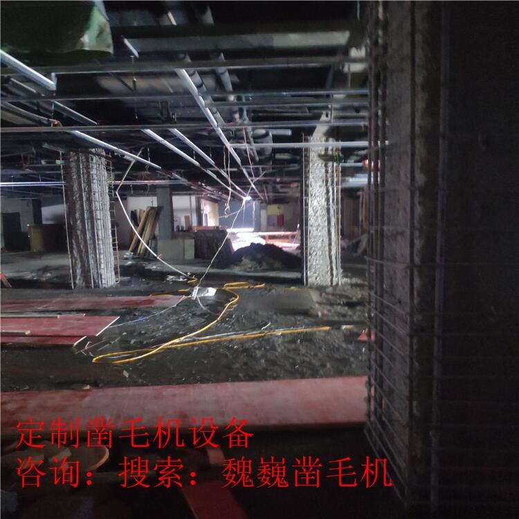 吉林路面鑿毛機(jī)新一梁場鑿毛施工