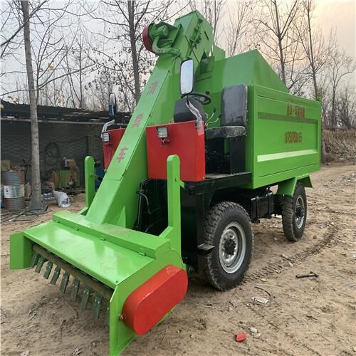 養(yǎng)殖場干濕糞便清理車 自走式養(yǎng)殖場柴油清糞車廠家