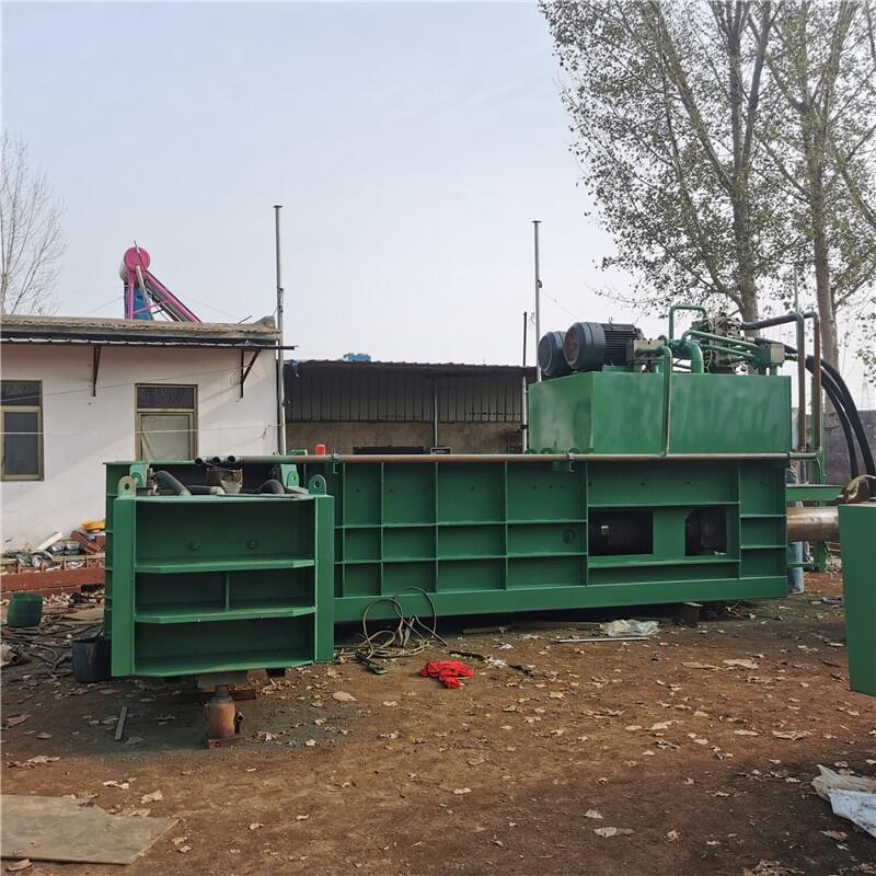 牛羊養(yǎng)殖青貯秸稈液壓打包機(jī) 全自動(dòng)方塊套袋打包機(jī)