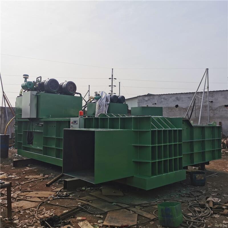 黃儲(chǔ)稻糠蒜皮棉花壓塊機(jī) 玉米秸稈方塊套袋打包機(jī)