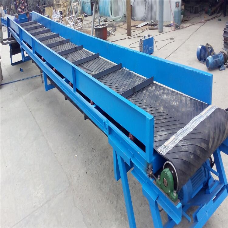 水泥砂漿裝車輸送機(jī) 自動(dòng)化小型傳送帶 移動(dòng)升降傳送帶輸送機(jī)六九重工