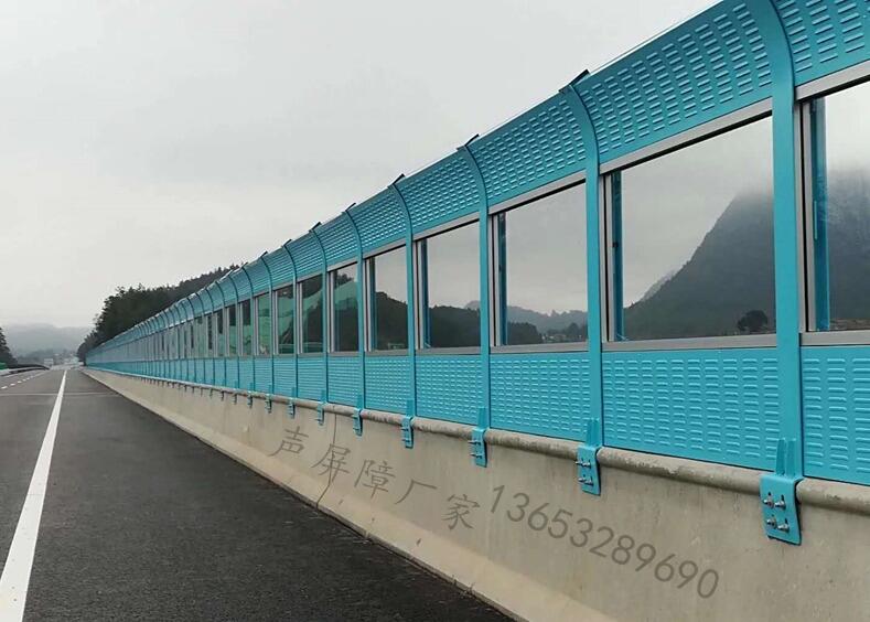 四川瀘州工廠聲屏障現(xiàn)場設(shè)計制作廠家