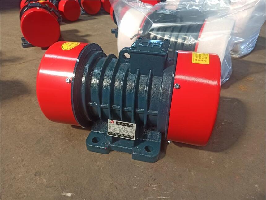 YZO-12-6 振動(dòng)電機(jī)