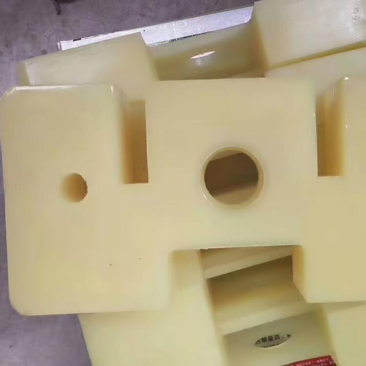 礦車(chē)碰頭 聚氨酯碰頭
