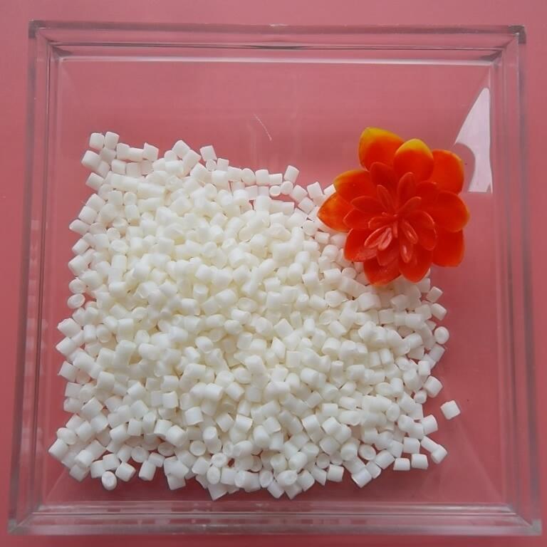 （PE吹膜防銹母粒）、（氣相防銹母粒）、（復(fù)合型氣相防銹母粒）