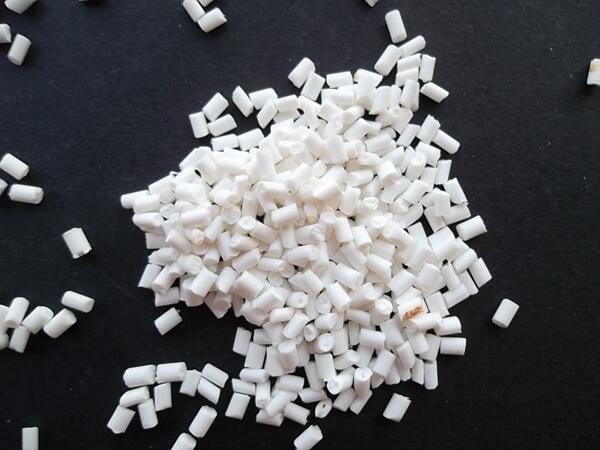 【PP共聚阻燃劑】、【PBT阻燃母粒】、【TPP阻燃母?！? title=