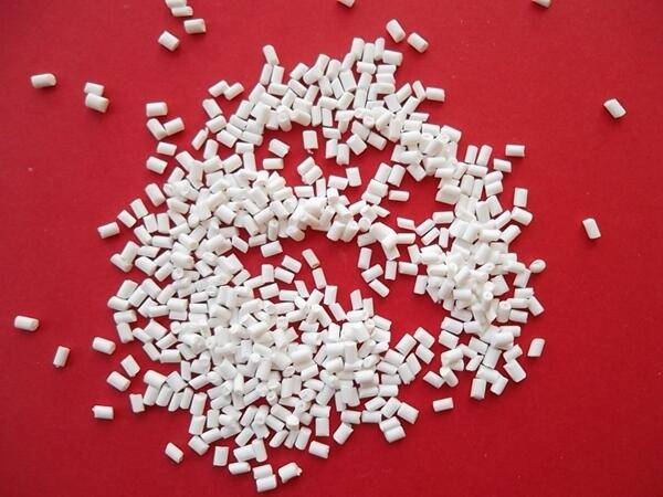 （LDPE無鹵阻燃劑），（ABS阻燃母粒），（HIPS阻燃母料）