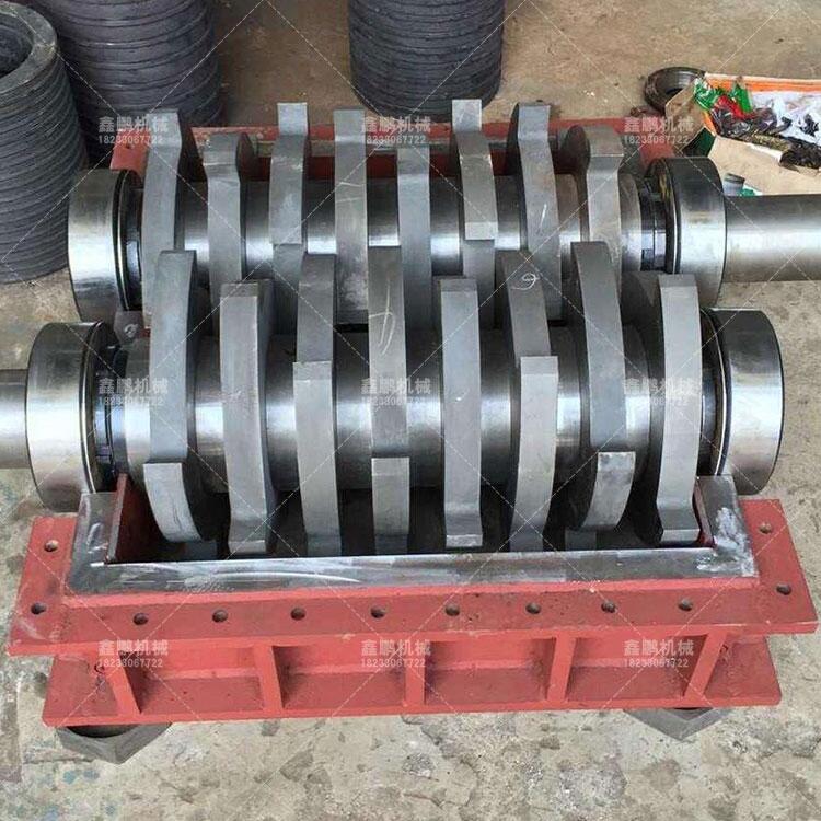 不銹鋼鋁線撕碎機(jī)型號(hào)鑫鵬牌