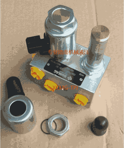 寶馬剎車制動(dòng)閥攤鋪機(jī)調(diào)拱閥05877045,線圈05877043,05877042閥芯
