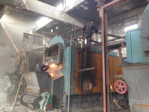 河南南樂地區(qū),大型電蒸汽鍋爐回收拆除