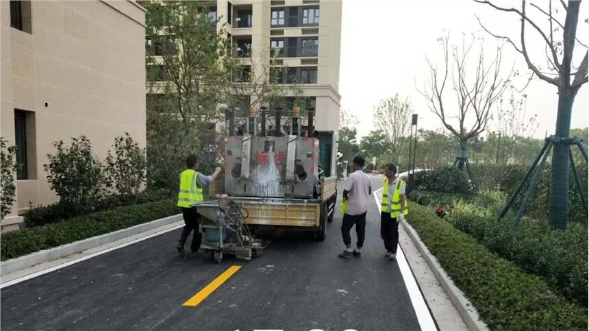 南京秦淮區(qū)道路劃線施工隊(duì)電話：189  -5174 - 4567