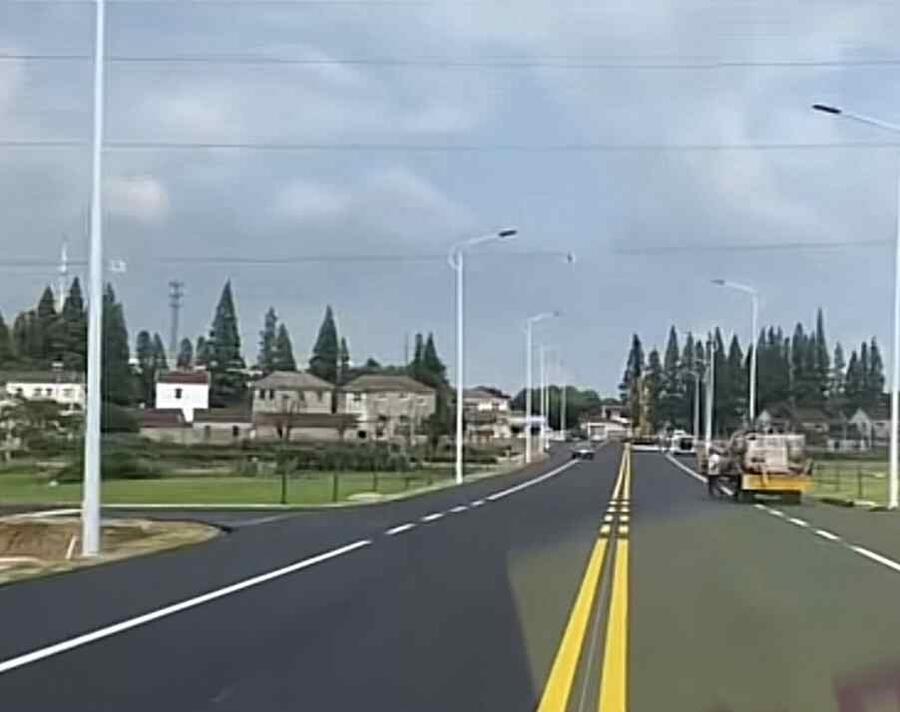 供應(yīng)南京道路劃線(xiàn)-達(dá)尊交通標(biāo)線(xiàn)