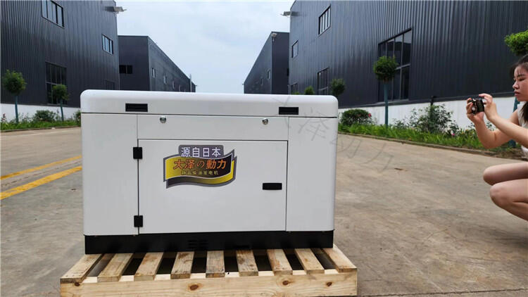 5KW柴油發(fā)電機(jī)大澤動(dòng)力工程應(yīng)急奔馳車載