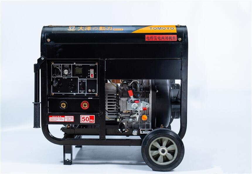 小型柴油300A發(fā)電電焊機