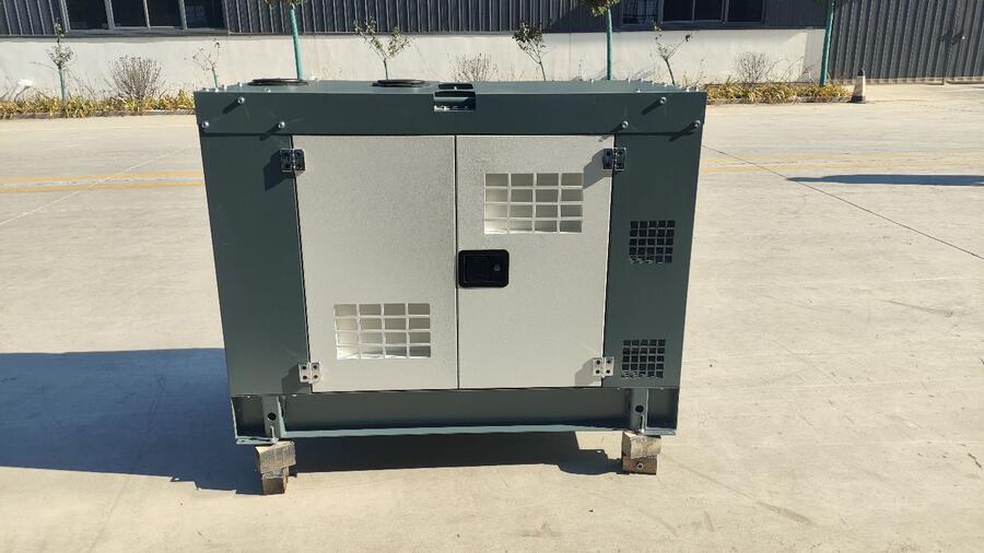 25千瓦柴油發(fā)電機組 防雨防塵防曬 安全環(huán)保