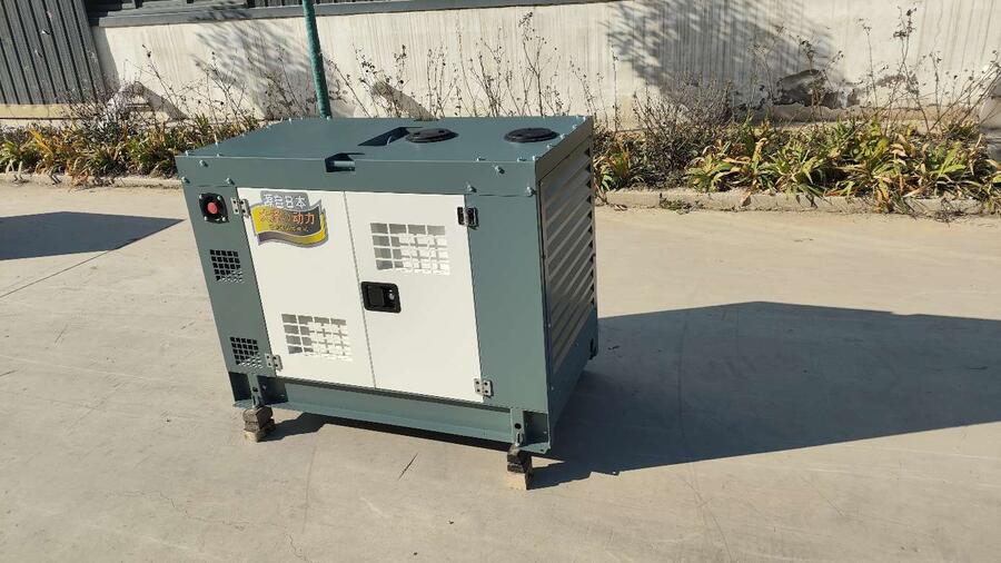 工廠工地用30KW靜音柴油發(fā)電機(jī)組