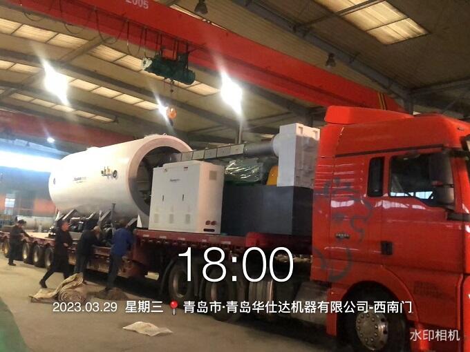 華仕達再向?qū)毴鹜òl(fā)一臺Φ1115-2000型保溫管設(shè)備