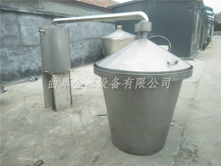 張家口酒糟塊涼茬機(jī)生產(chǎn)廠家 醬香型白酒釀酒設(shè)備生產(chǎn)廠家