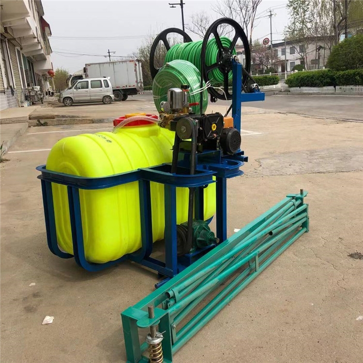 淮南市 500升藥桶四輪打藥機 工作視頻