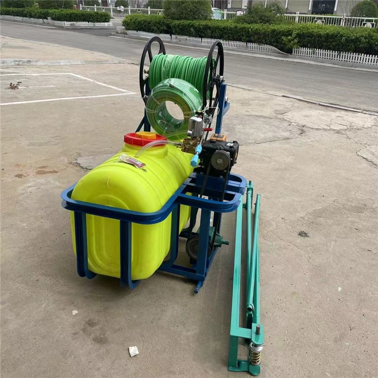 唐山市 寬幅式打藥機(jī) 單杠拖拉機(jī)帶打藥機(jī)