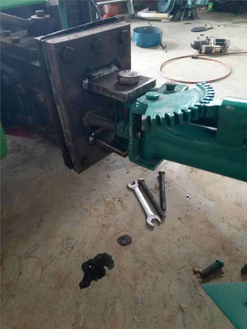 廣州市窄小果園自走式開溝機 廠商