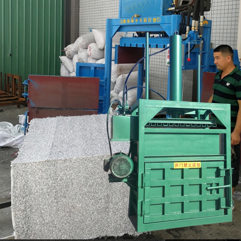 大型液壓打包機(jī) 秸稈草料電動方捆壓包機(jī)