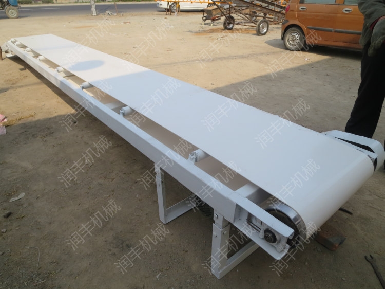 多功能物料輸送皮帶機(jī) 大型20米皮帶輸送機(jī) 定做多功能傳送帶型號