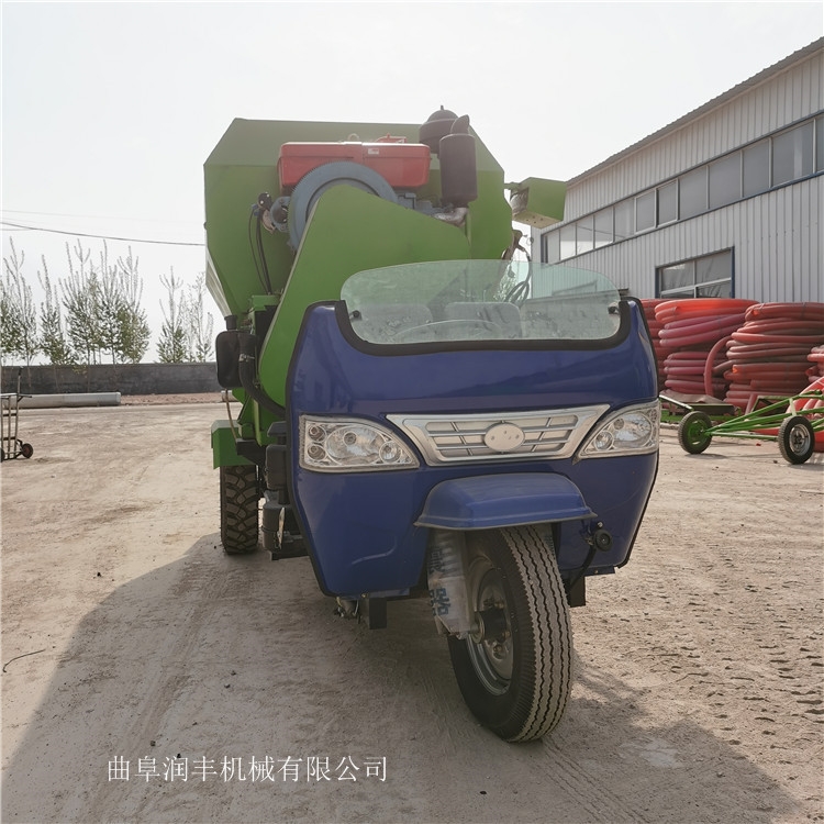 流動式撒料車 自動喂料車 移動撒料車
