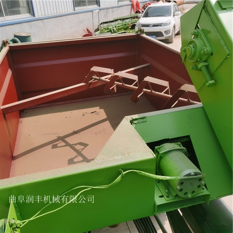 鏟車(chē)式清糞車(chē)糞便自動(dòng)清理車(chē)圈舍糞便清糞車(chē)