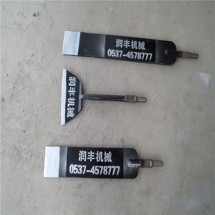 南方竹林移栽機(jī) 兩沖程挖樹機(jī) 挖樹機(jī)保養(yǎng)常識(shí)
