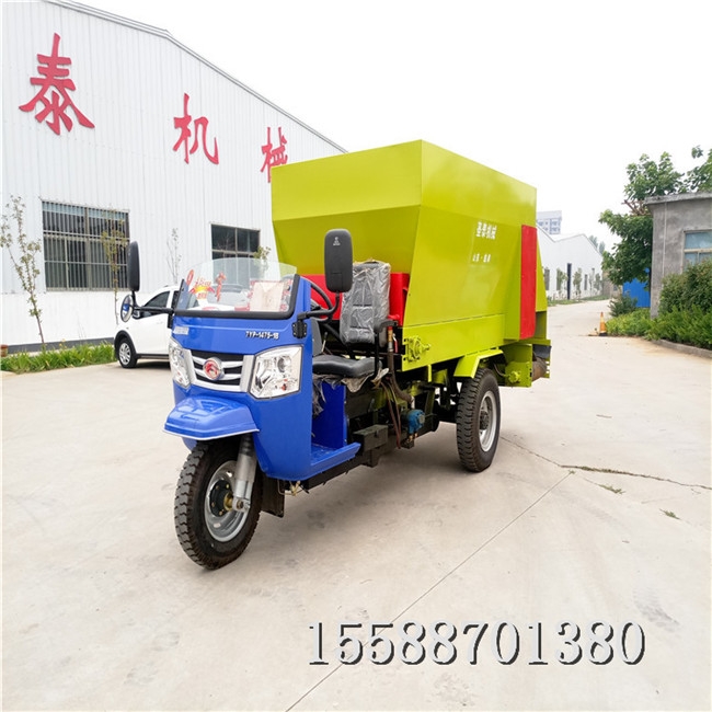 甘肅青貯撒料車(chē) 撒料車(chē)技術(shù)參數(shù) 牛舍喂料車(chē)價(jià)格