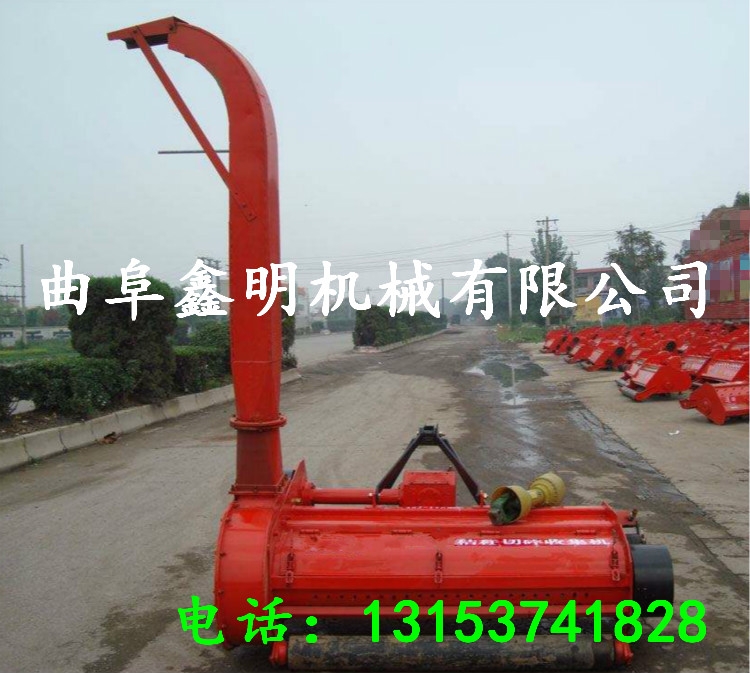 黃貯養(yǎng)殖苞米桿回收機(jī)規(guī)格 場(chǎng)上作業(yè) 四輪帶秸稈收割粉碎收獲機(jī)