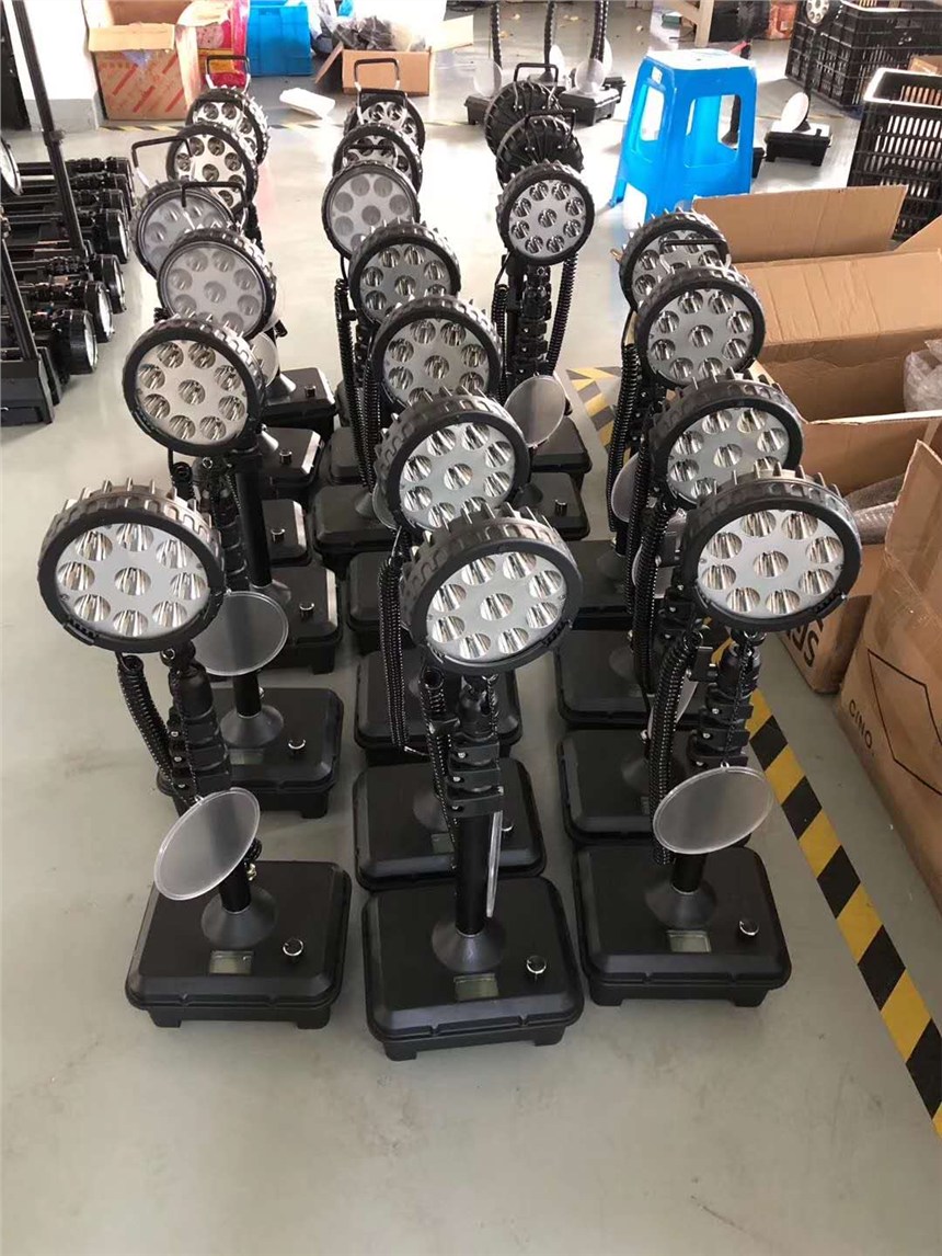 新聞:福州便攜式多功能移動燈型號