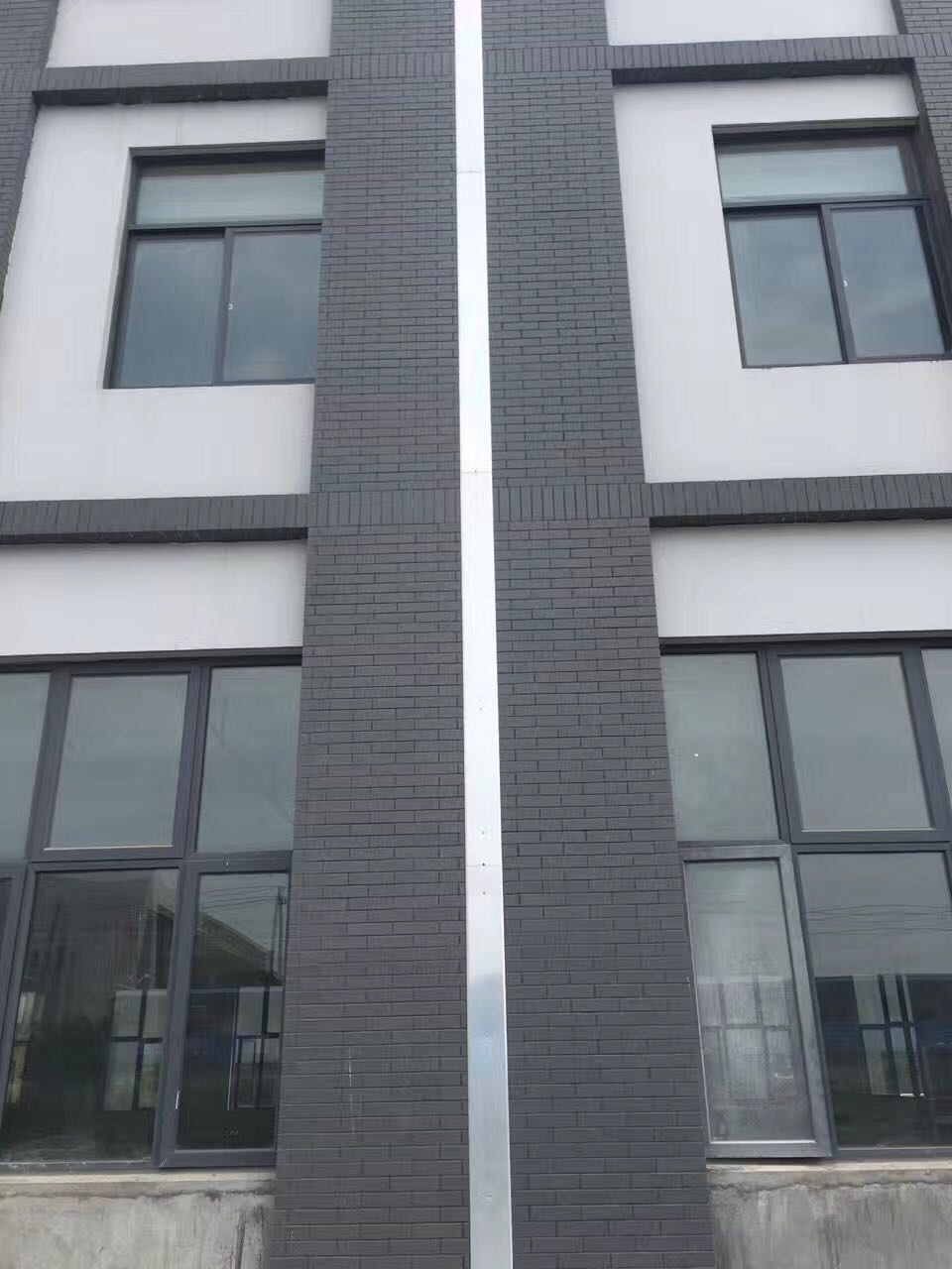 鋁合金樓地面變形縫價格