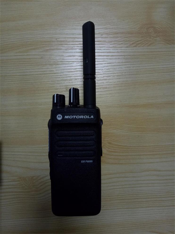 供應MOTOTRBO XiR P6600i 防爆數(shù)字對講機