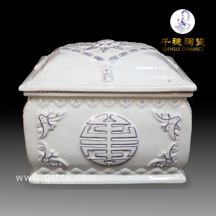 景德鎮(zhèn)陶瓷骨灰盒能加照片嗎_如何挑選陶瓷骨灰盒加照片廠家