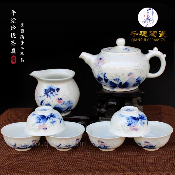 定制中秋陶瓷禮品_高檔手繪描金套裝茶具送客戶送長(zhǎng)輩