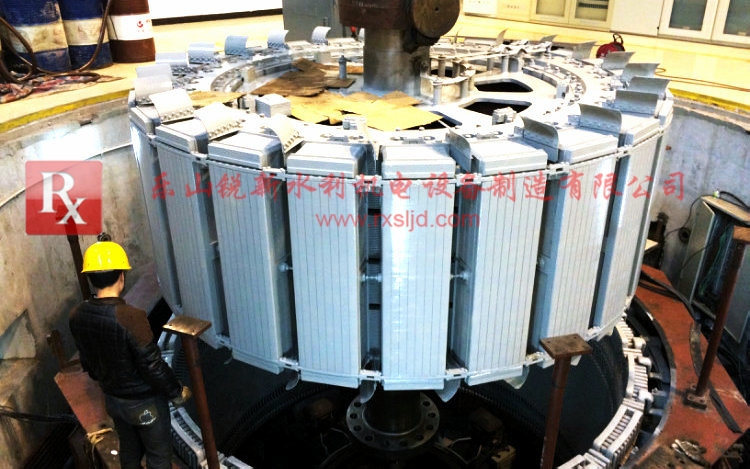東風水輪發(fā)電機東風水輪發(fā)電機組維修找四川樂山銳新水利機電設備制造公司