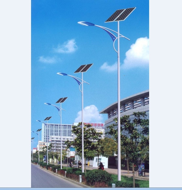 四川廣漢市太陽能路燈
