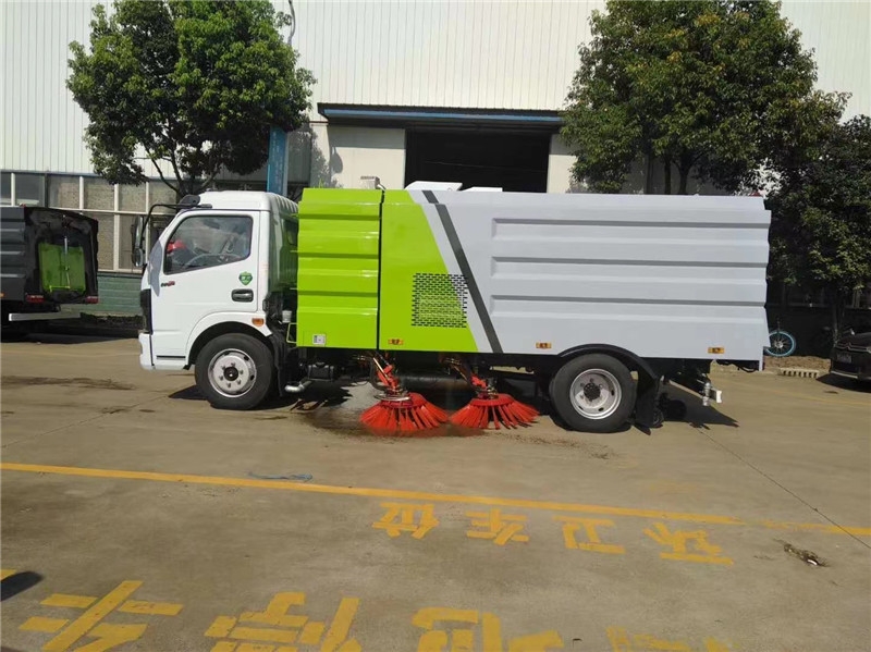 宜昌新能源掃路車送車上門(mén)