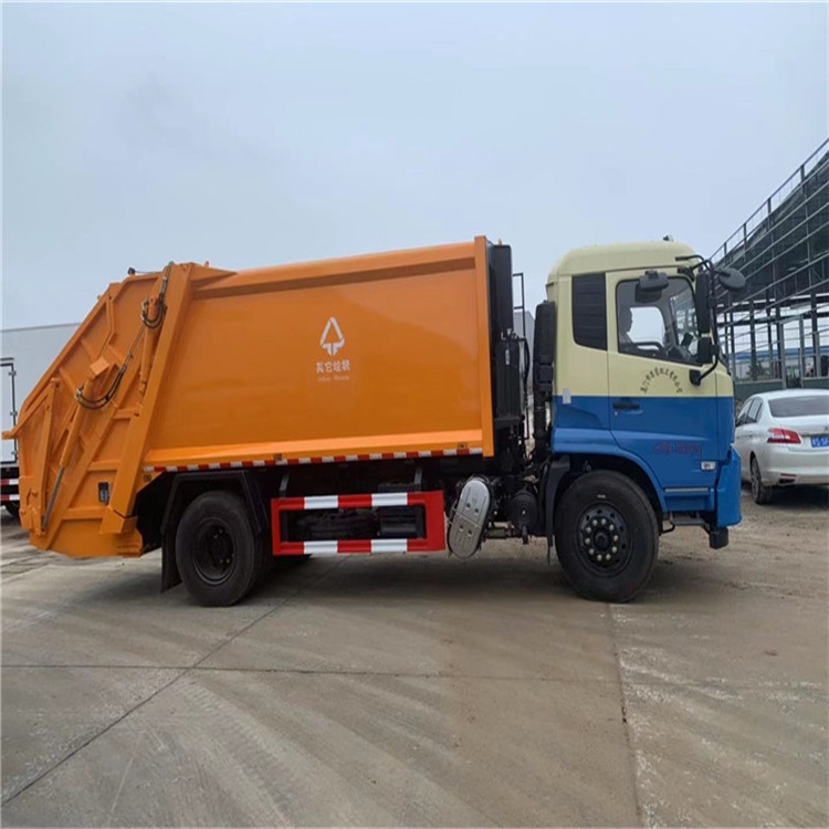 淮安小型藍(lán)牌后掛桶壓縮垃圾清運(yùn)車現(xiàn)車多少錢一輛