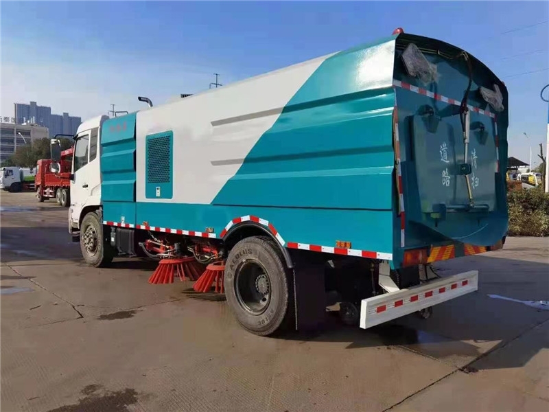 鹽城道路吸塵清掃車品質(zhì)保障