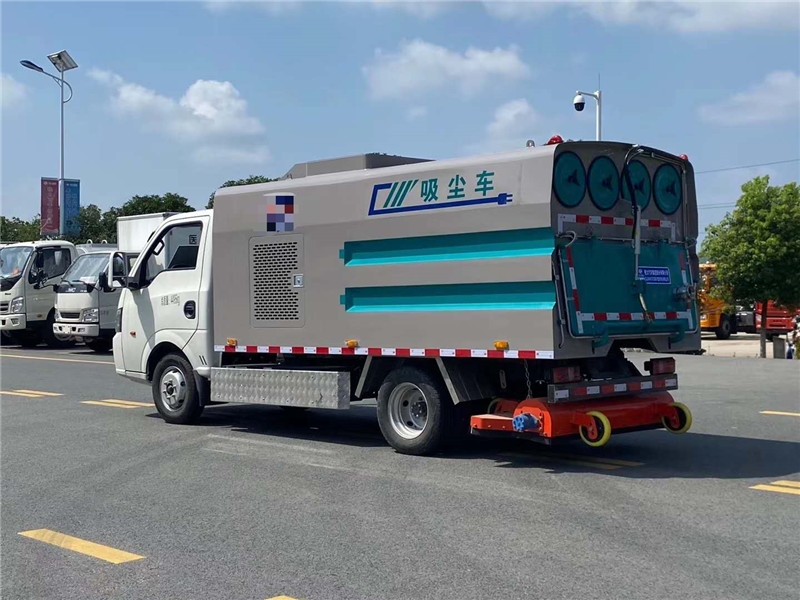 巴音東風(fēng)小多利卡干濕掃路車車型齊全