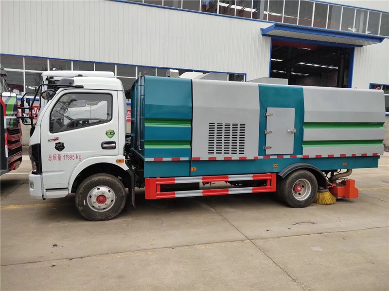 邵陽(yáng)多功能掃路車車型齊全