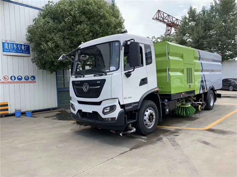 綿陽東風(fēng)洗掃車廠家現(xiàn)車銷售