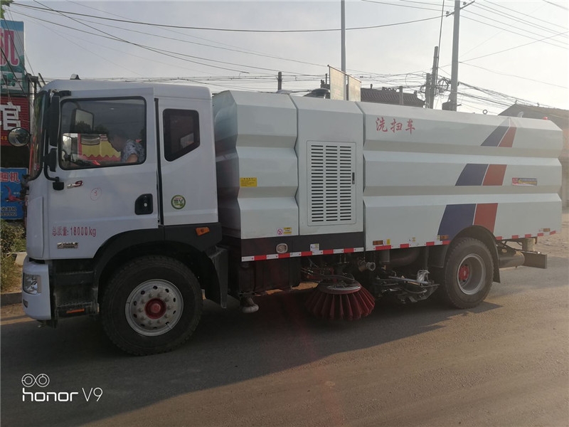 南陽多功能掃路車2021報(bào)價(jià)