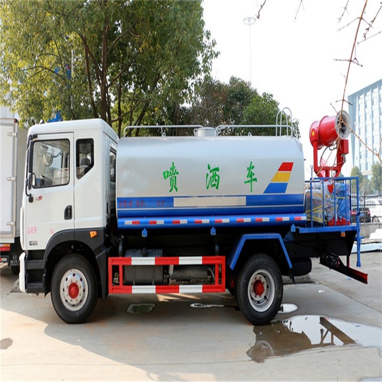 東莞除塵灑水車(chē)現(xiàn)車(chē)低價(jià)