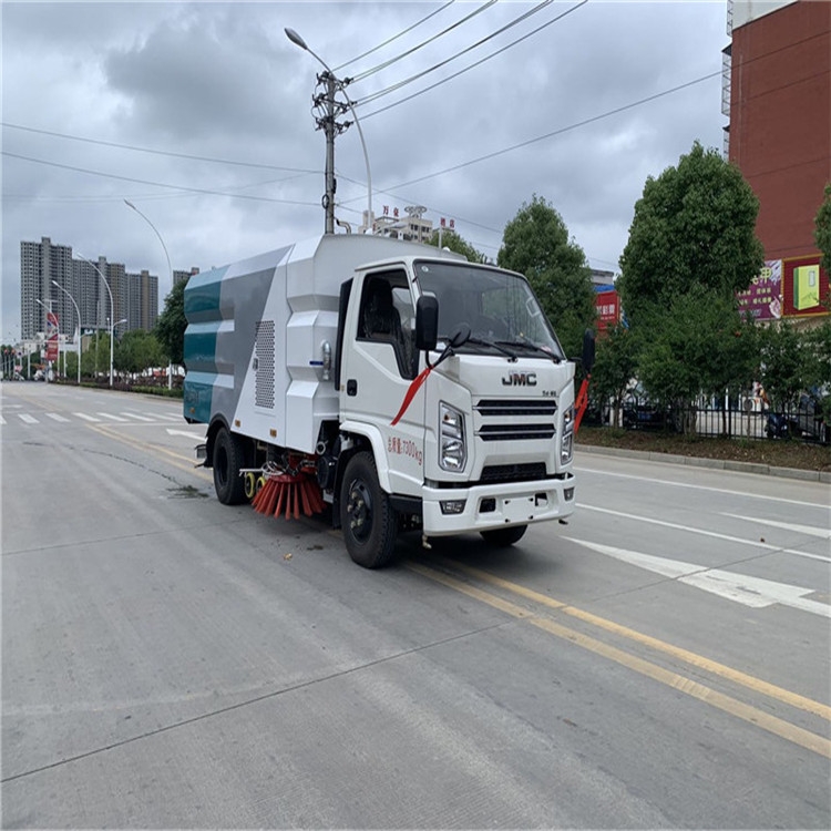 黃浦區(qū)長寧區(qū)國六東風(fēng)5方洗掃車市場(chǎng)行情