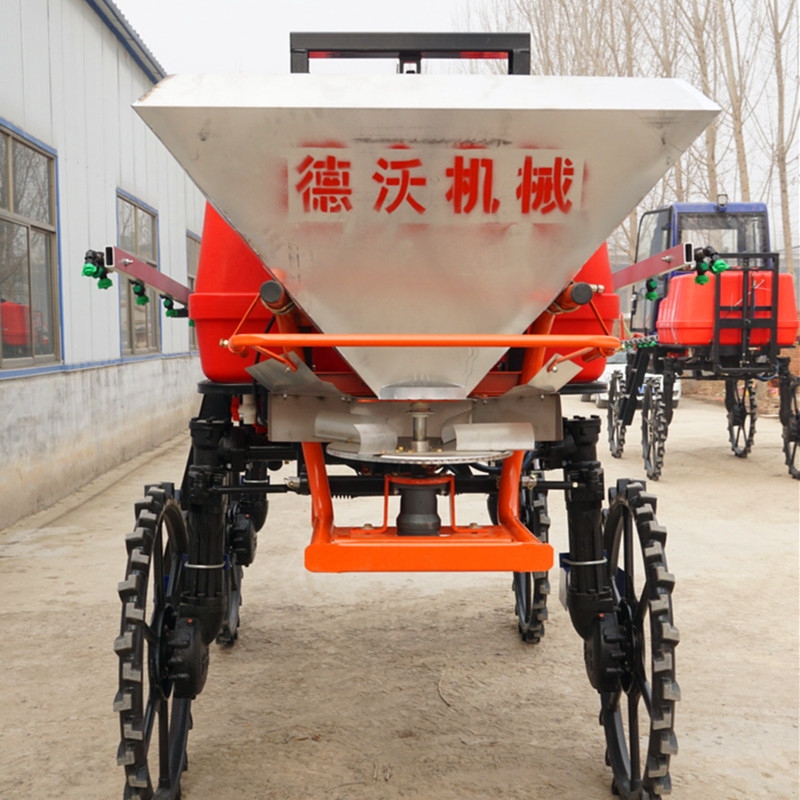 河北邢臺一百馬力打藥機四驅(qū)打藥車經(jīng)銷商